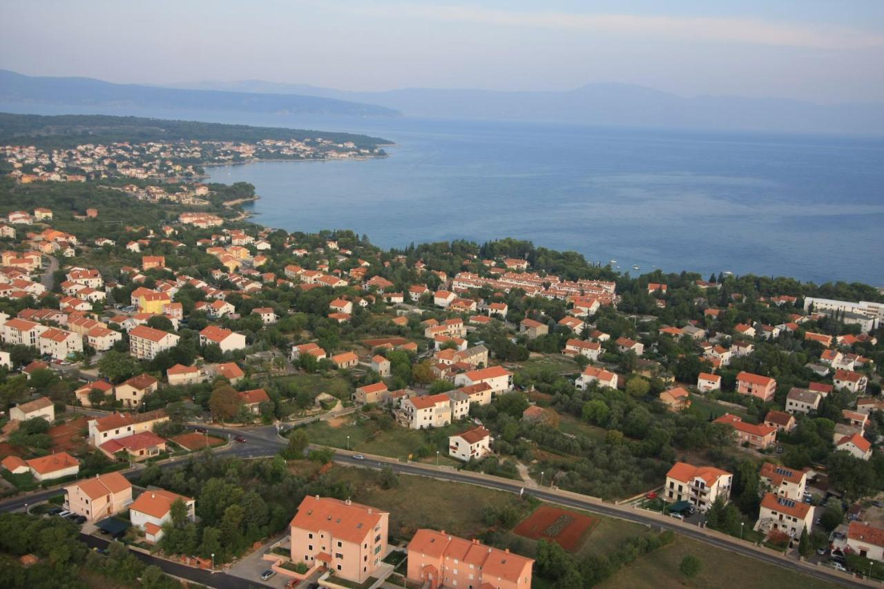 Apartments Rendulic Малинска Экстерьер фото