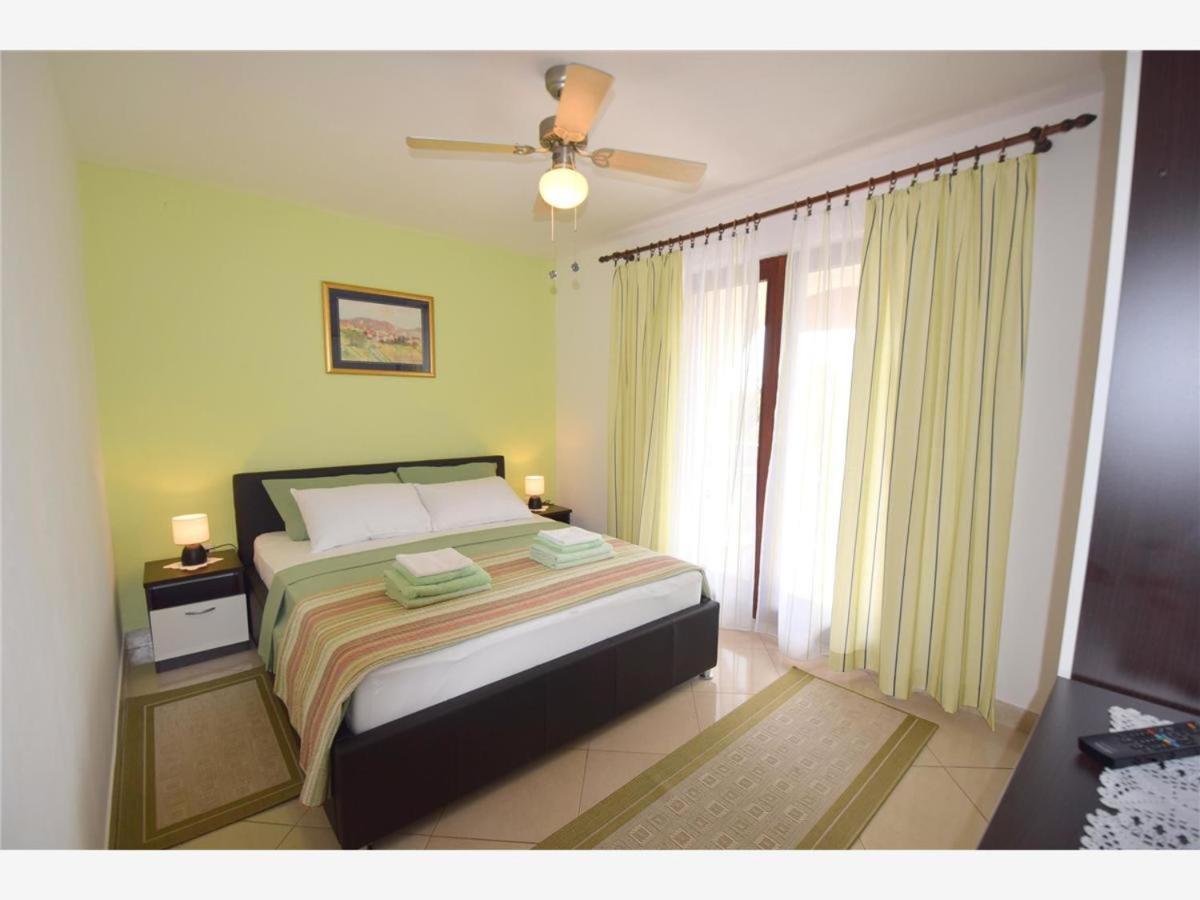 Apartments Rendulic Малинска Экстерьер фото