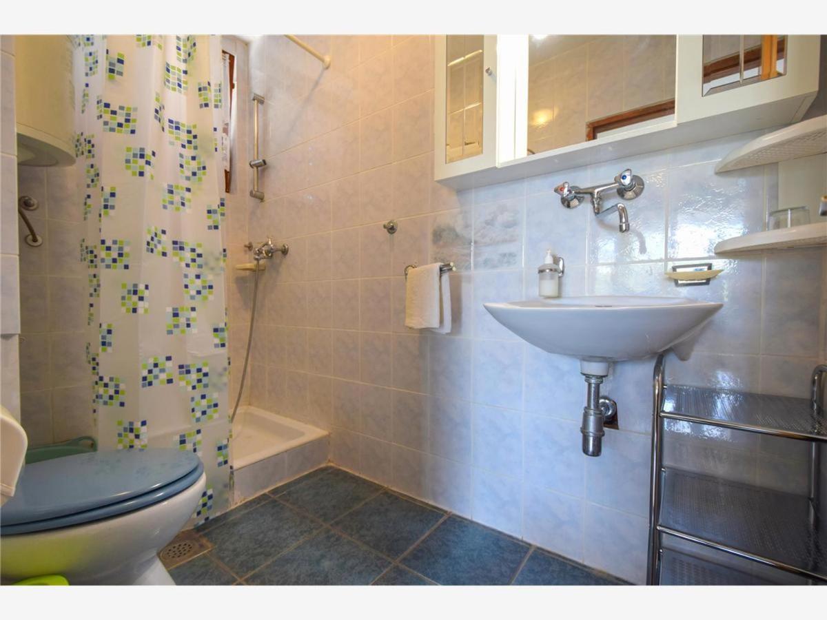 Apartments Rendulic Малинска Экстерьер фото