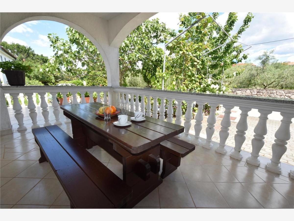 Apartments Rendulic Малинска Экстерьер фото