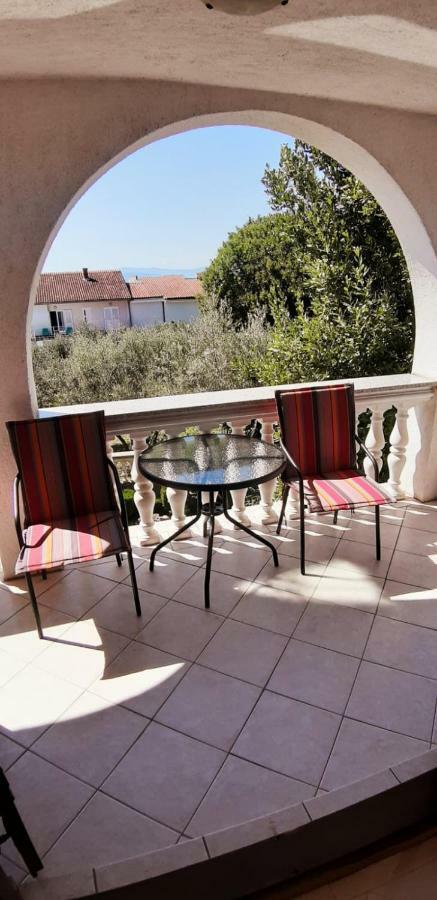 Apartments Rendulic Малинска Экстерьер фото